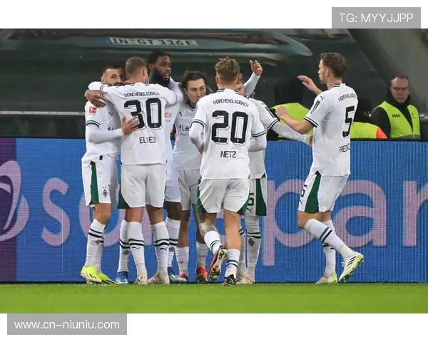 门兴完胜海登海姆，迪克斯成首位德甲进球印尼球员