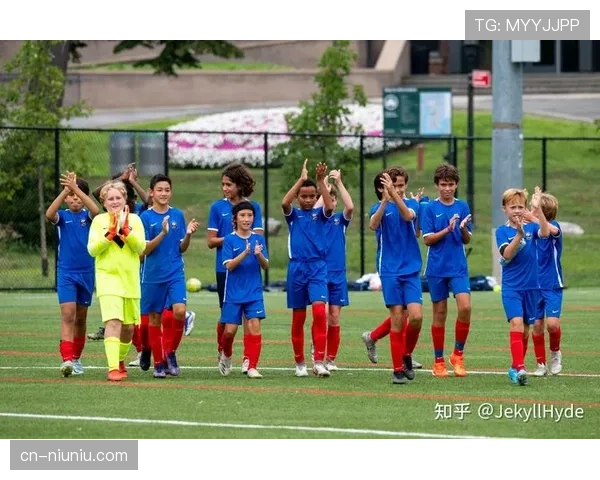 法国足球青训学院改革:技术培训与学术教育结合,培养新一代全面发展的职业球员 法国足球青训学院改革:技术培训与学术教育结合,培养新一代全面发展的职业球员
